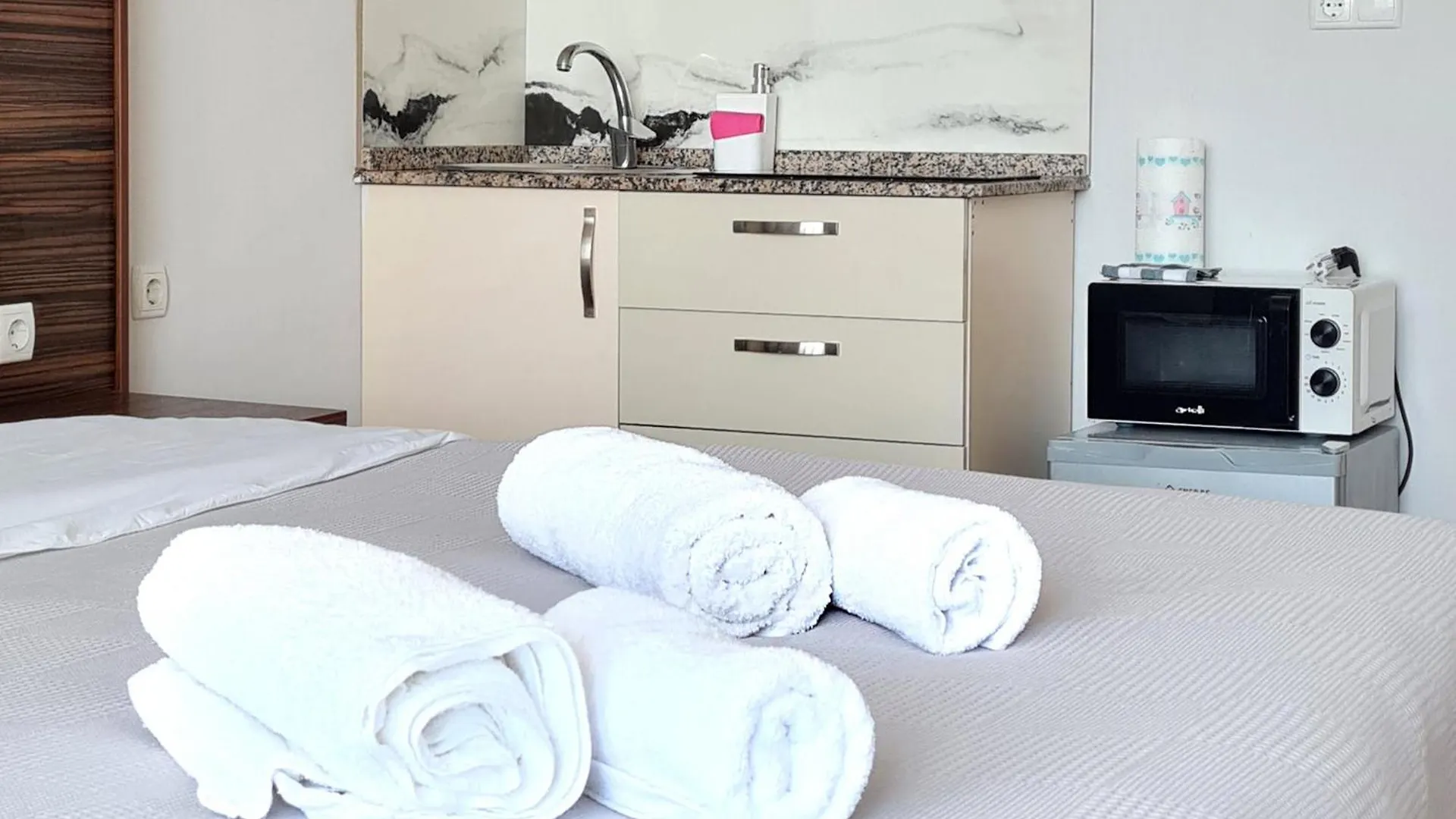 Seaview Charming Studio#7 Free Wi-Fi Kitchen Balcony Batumi
